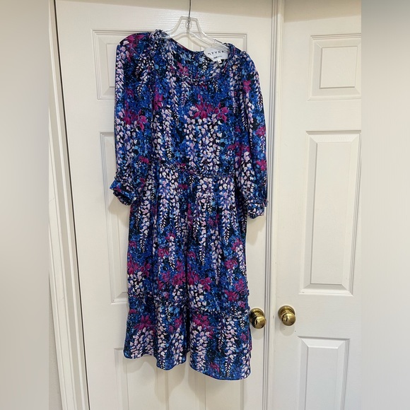 DYVNA  Floral Silk Blend A-Line midi Dress. Size‎ Medium - Picture 5 of 12